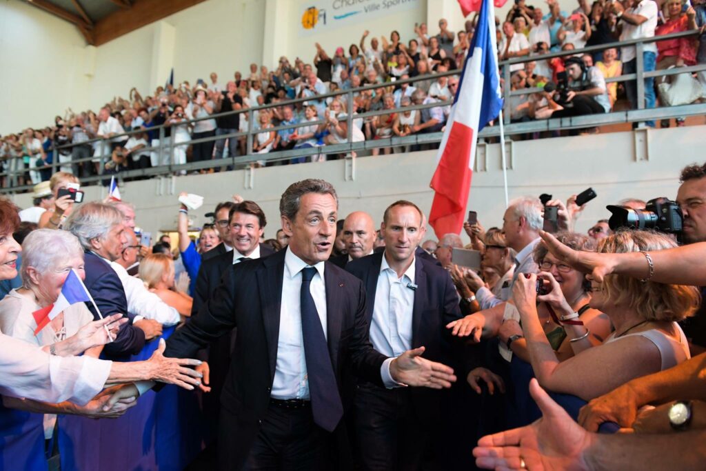 Nicolas Sarkozy condamné à 5 ans de prison ferme dans l’affaire du financement libyen