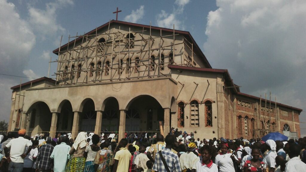 Ituri : l’Église catholique inaugure une nouvelle morgue moderne à Bunia Église catholique