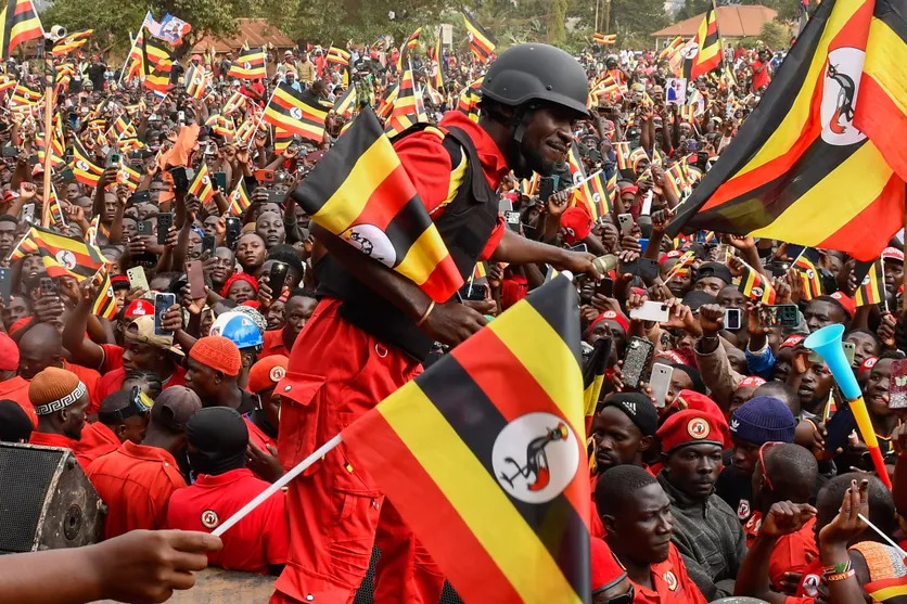 Ouganda : plus de 21 millions d’électeurs aux urnes, résultats partiels attendus jeudi soir Bobi Wine