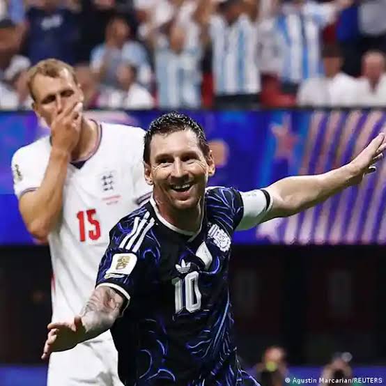 Mondial 2026 : l’Argentine renverse l’Angleterre et rejoint l’Espagne en finale Argentine