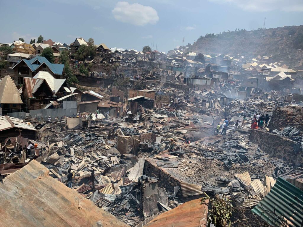 Bukavu : une vingtaine de morts dans la série d’incendies de ce jeudi à Kadutu (Bilan de 14 heures 30) Incendie à Funu