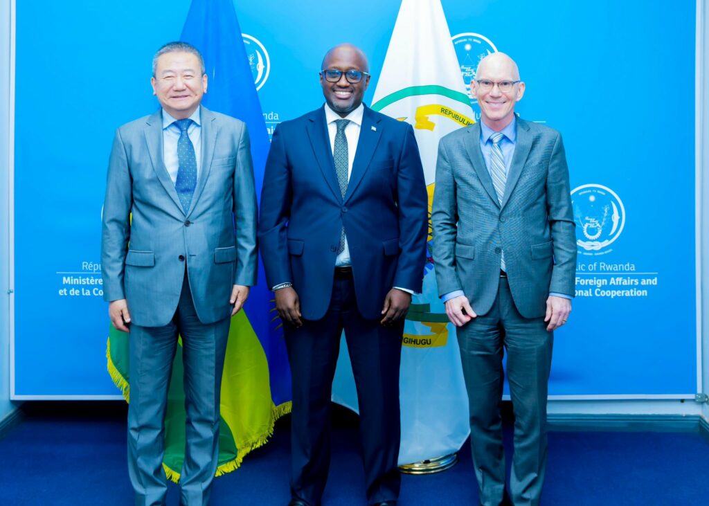 Crise dans l’Est de la RDC : James Swan et Patrick Nduhungirehe échangent sur les efforts de paix dans la région Nduhungire et James Swan (1)